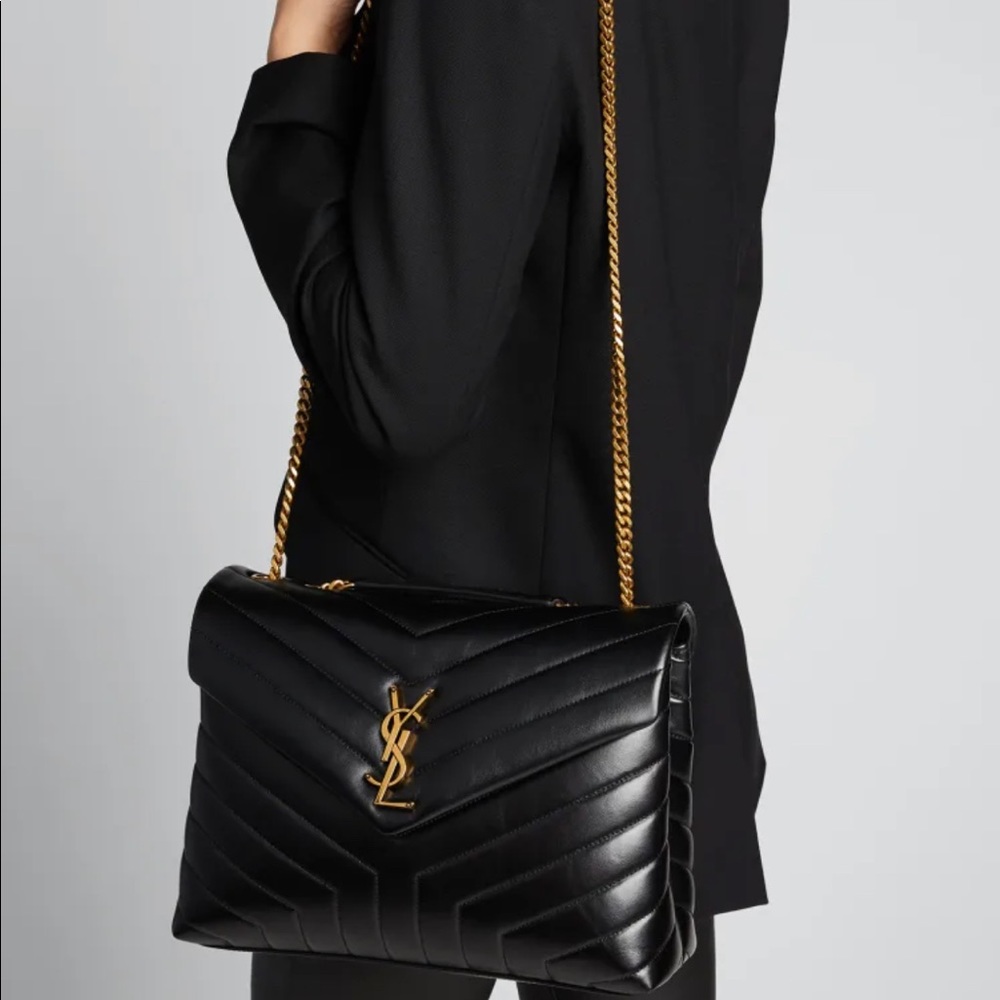 SAINT LAURENT 
Black Medium Calf Flap-Top Shoulder Bag